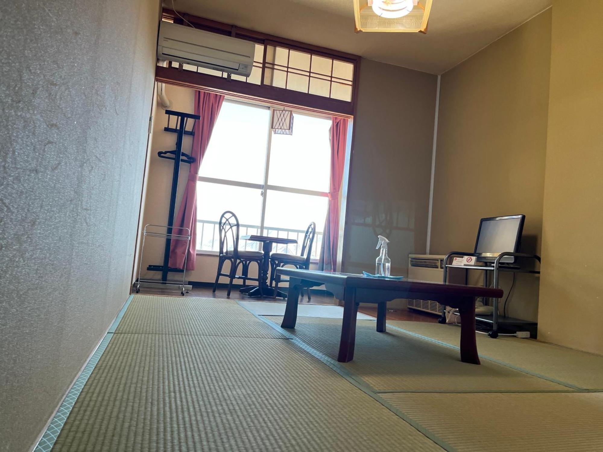 Ishiuchi Ski Center Minamiuonuma Extérieur photo